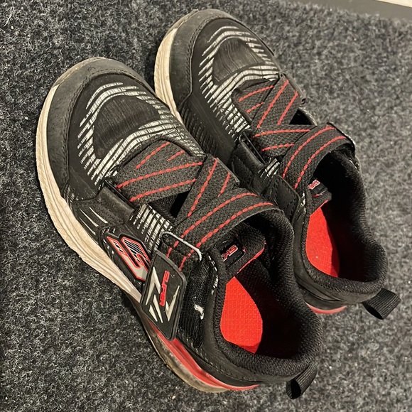 Boy Air Sketchers Shoes us12.5 - Picture 2 of 4